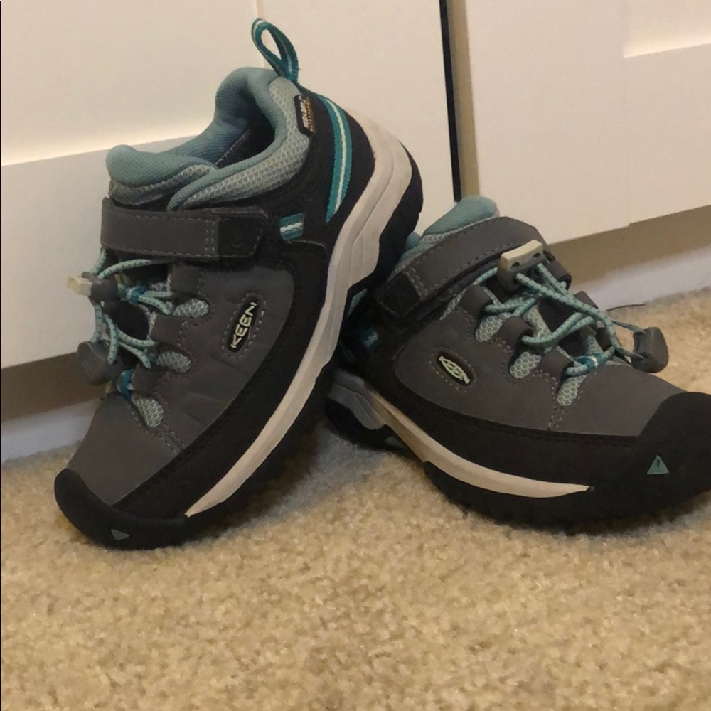 Toddler Keen waterproof shoes